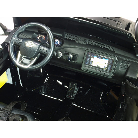 Dvoumístná Toyota Hilux Rugged X s 2.4G dálkovým ovládáním, 4x4, ČERNÁ LAKOVANÁ